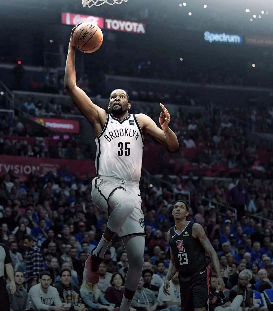 而采取与核 而采取与核