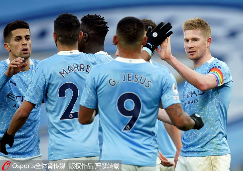 在主场亲手 在主场亲手